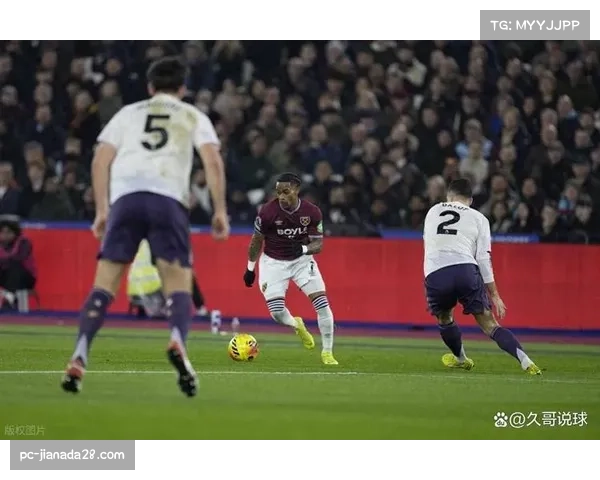 西汉姆联主场战平曼联 舍什科补时绝平助主队取一分